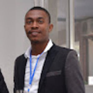 Meet your Posher, Emmane